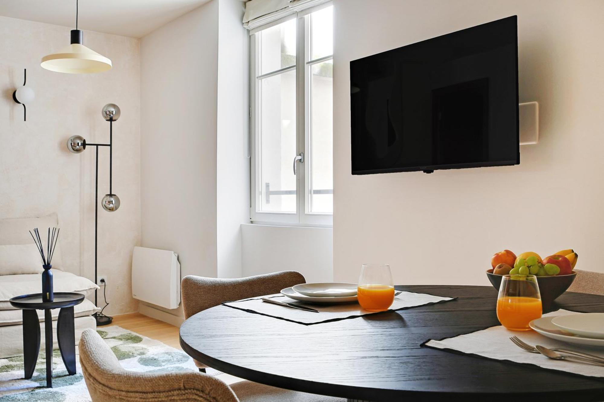 Sereners Apartments In Montorgueil - Rue Saint-Denis Paris Bagian luar foto